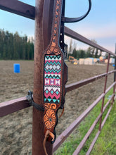Load image into Gallery viewer, Beaded Short Cheek Bridle
