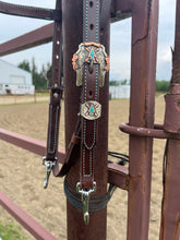 Load image into Gallery viewer, Quick Change Short Cheek Bridle

