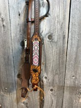 Load image into Gallery viewer, Beaded Inlay Bridle
