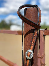 Load image into Gallery viewer, Cheetah Medium Length Bridle
