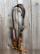 Load image into Gallery viewer, Beaded Inlay Bridle
