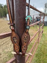 Load image into Gallery viewer, Into the Wild Ring Bridle
