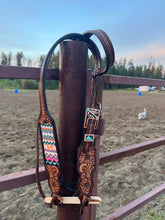 Load image into Gallery viewer, Beaded Short Cheek Bridle
