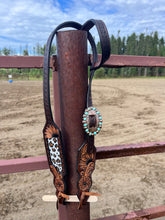 Load image into Gallery viewer, Beaded Medium Length Bridle
