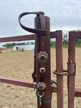 Load image into Gallery viewer, Quick Change Short Cheek Bridle
