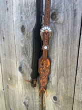 Load image into Gallery viewer, Feather Beaded Bridle
