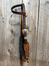 Load image into Gallery viewer, Beaded Inlay Bridle
