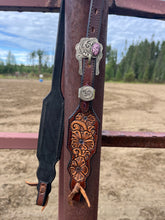 Load image into Gallery viewer, Beaded Medium Length Bridle
