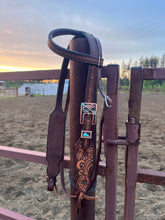 Load image into Gallery viewer, Beaded Short Cheek Bridle
