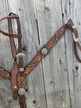Load image into Gallery viewer, Thunderbird Tack Set
